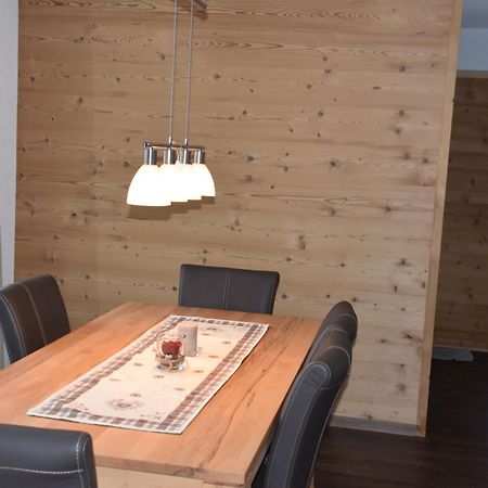 Ferienwohnungen Chalet Hohturnen 그린델발트 외부 사진